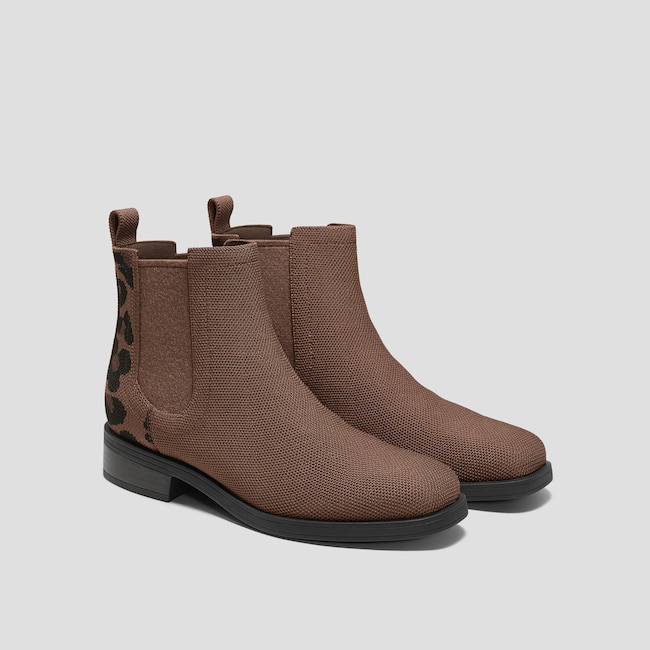 Square-Toe Ankle Chelsea Boots (Clara)