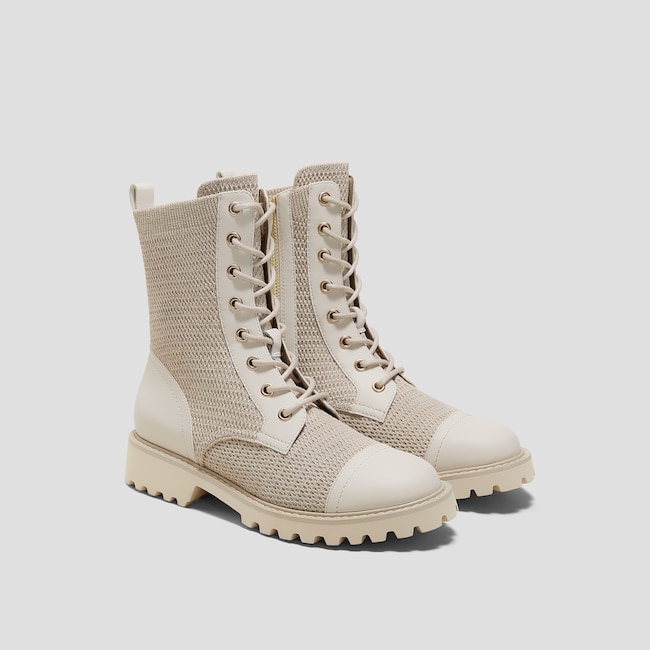 Round-Toe Lug Sole Lace-Up Ankle Boots (Florence)