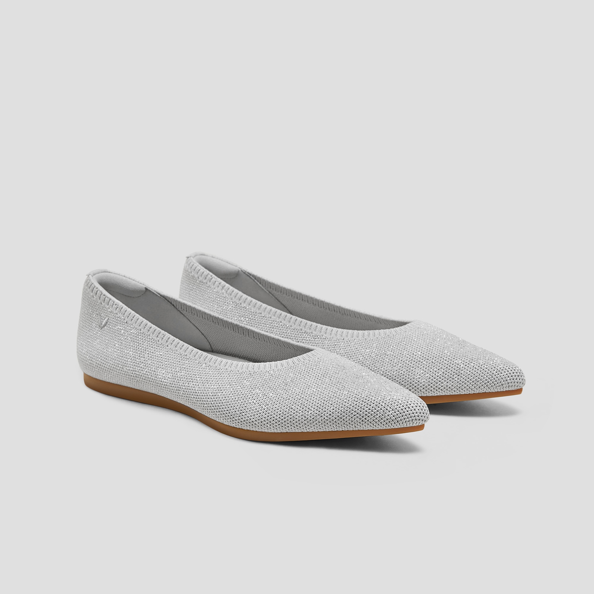VIVAIA フラットシューズ EU37.5 MELIA ALMOND Melia 2.0] ポインテッドトゥ Vカット フラットシューズ