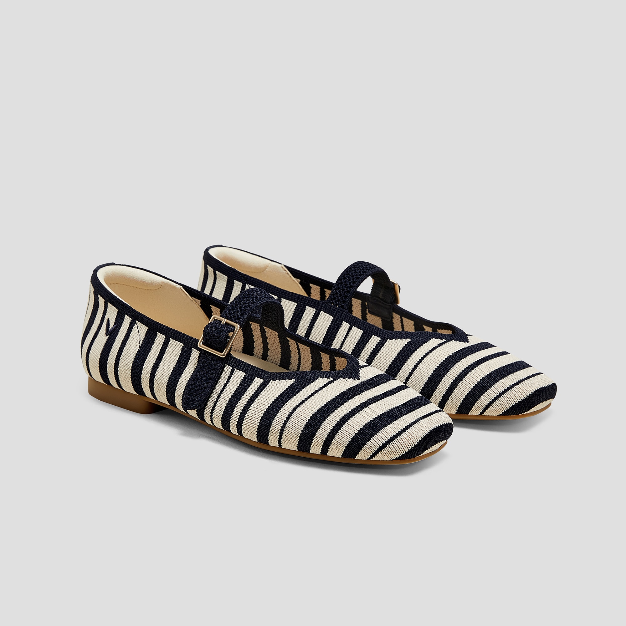 Margot-Maryjane-best-walking-flats