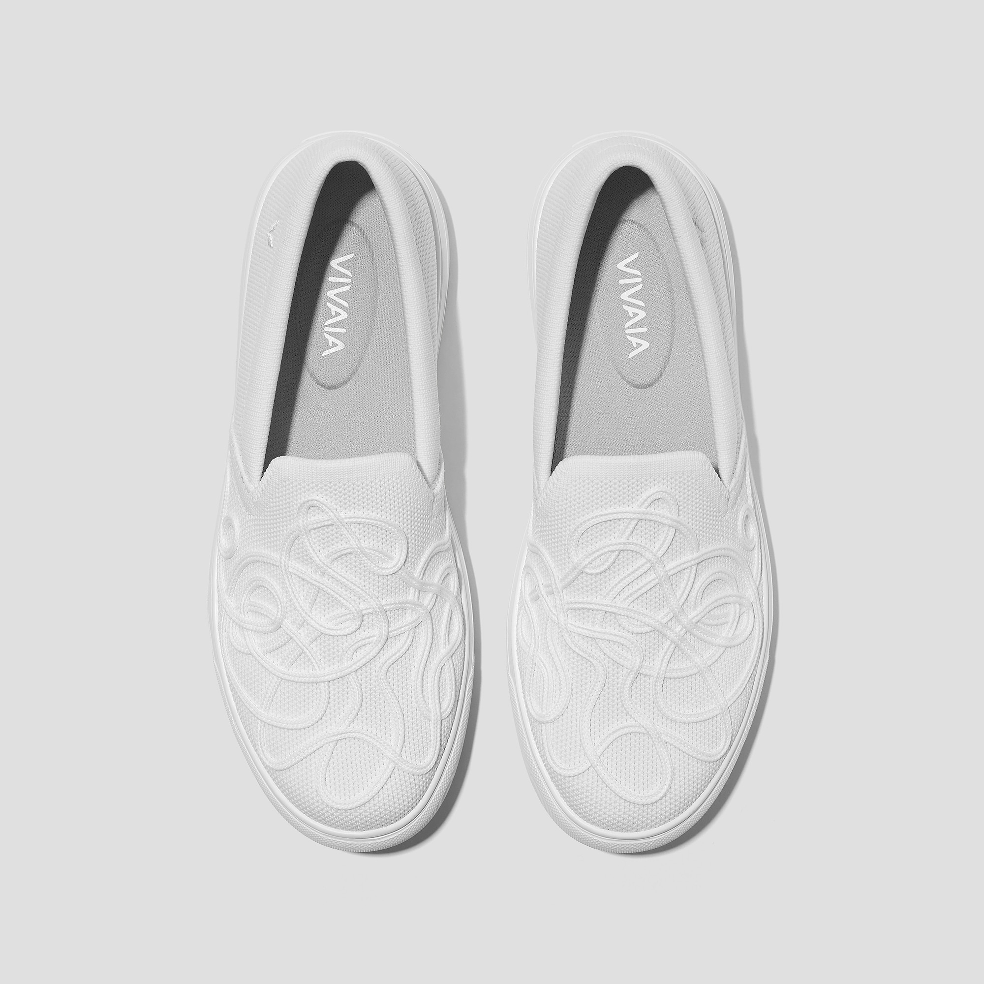 Classic Slip-On Unisex Sneakers (V-Tune), White, EU35 | VIVAIA