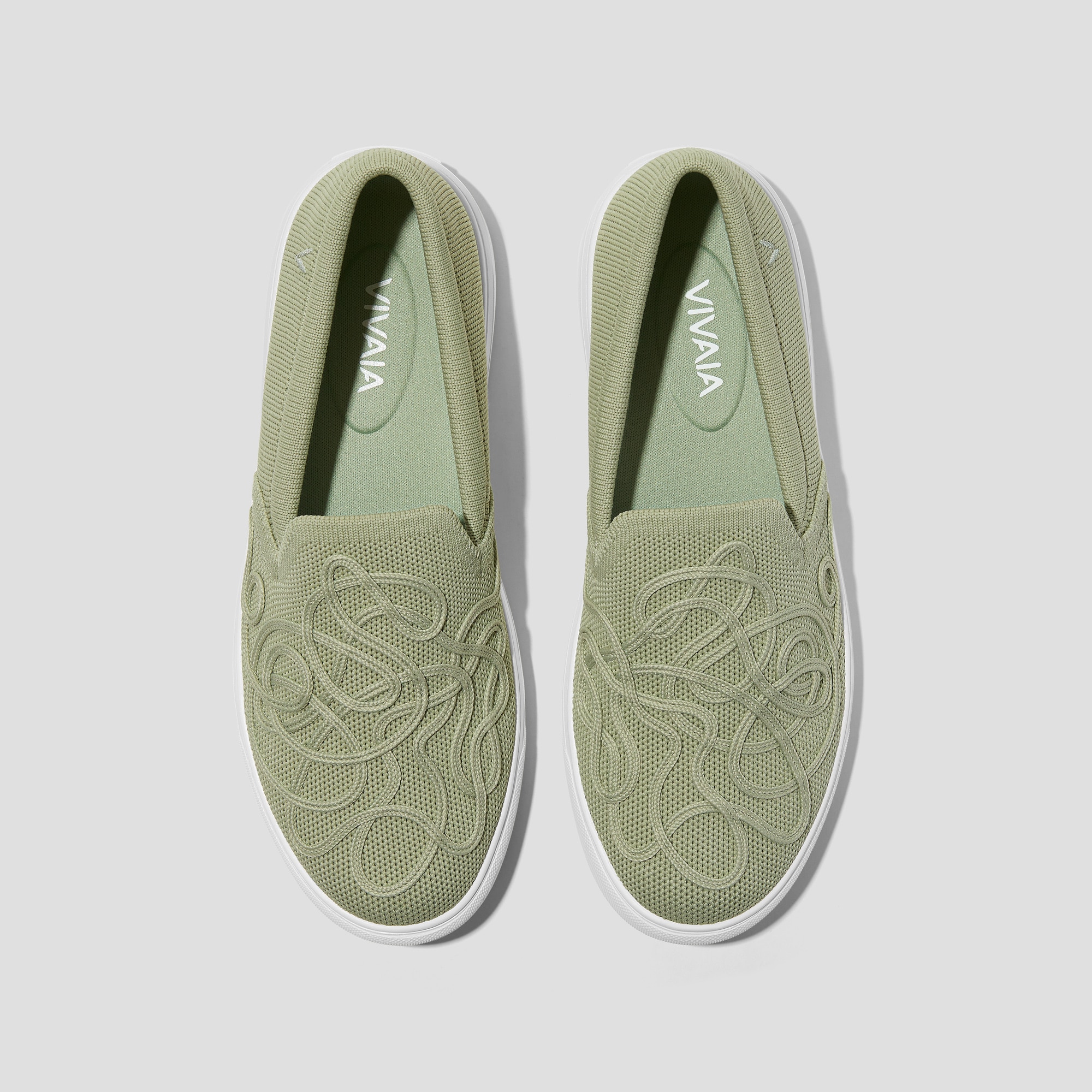Classic Slip-On Unisex Sneakers (V-Tune), MATCHA GREEN, EU39 | VIVAIA
