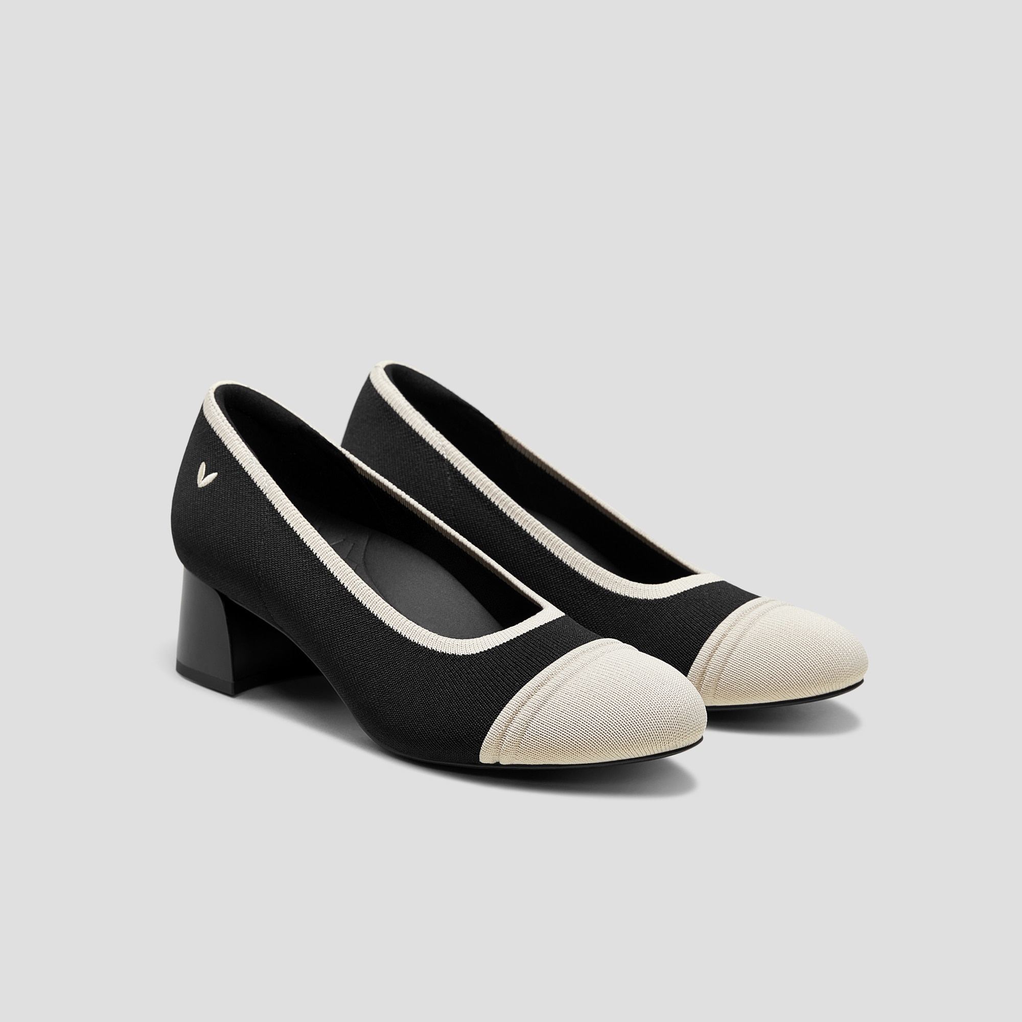 Almond-Toe Stress Free Chunky Heels (Julie Arch Pro) | VIVAIA