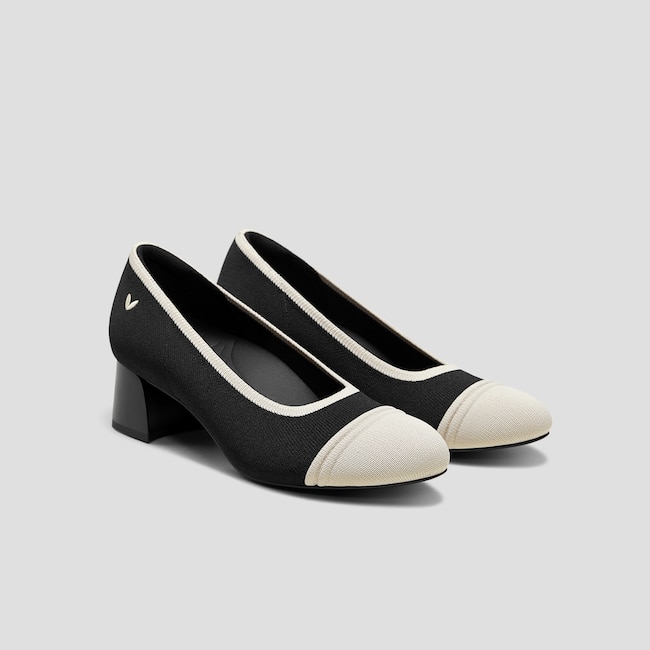 Almond-Toe Stress Free Chunky Heels (Julie Arch Pro)