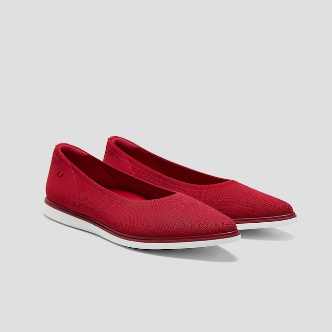 Pointed-Toe All-Day Standing Flats (Veronica)
