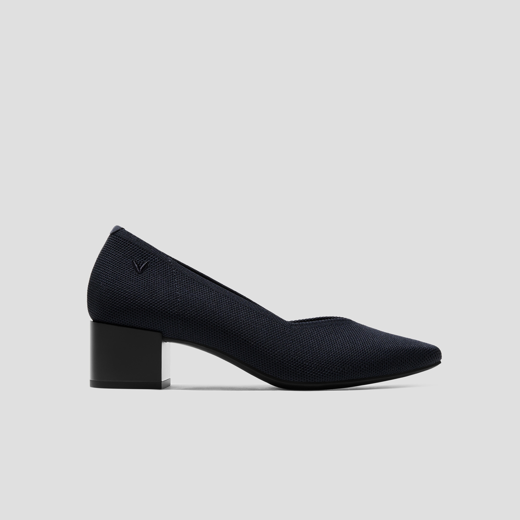 VIVAIA [Megan] スクエアトゥ ストレスフリー ブロックヒール 黒 Square-Toe Stress Free Chunky Heels (Megan), NAVY, EU41.5 | VIVAIA