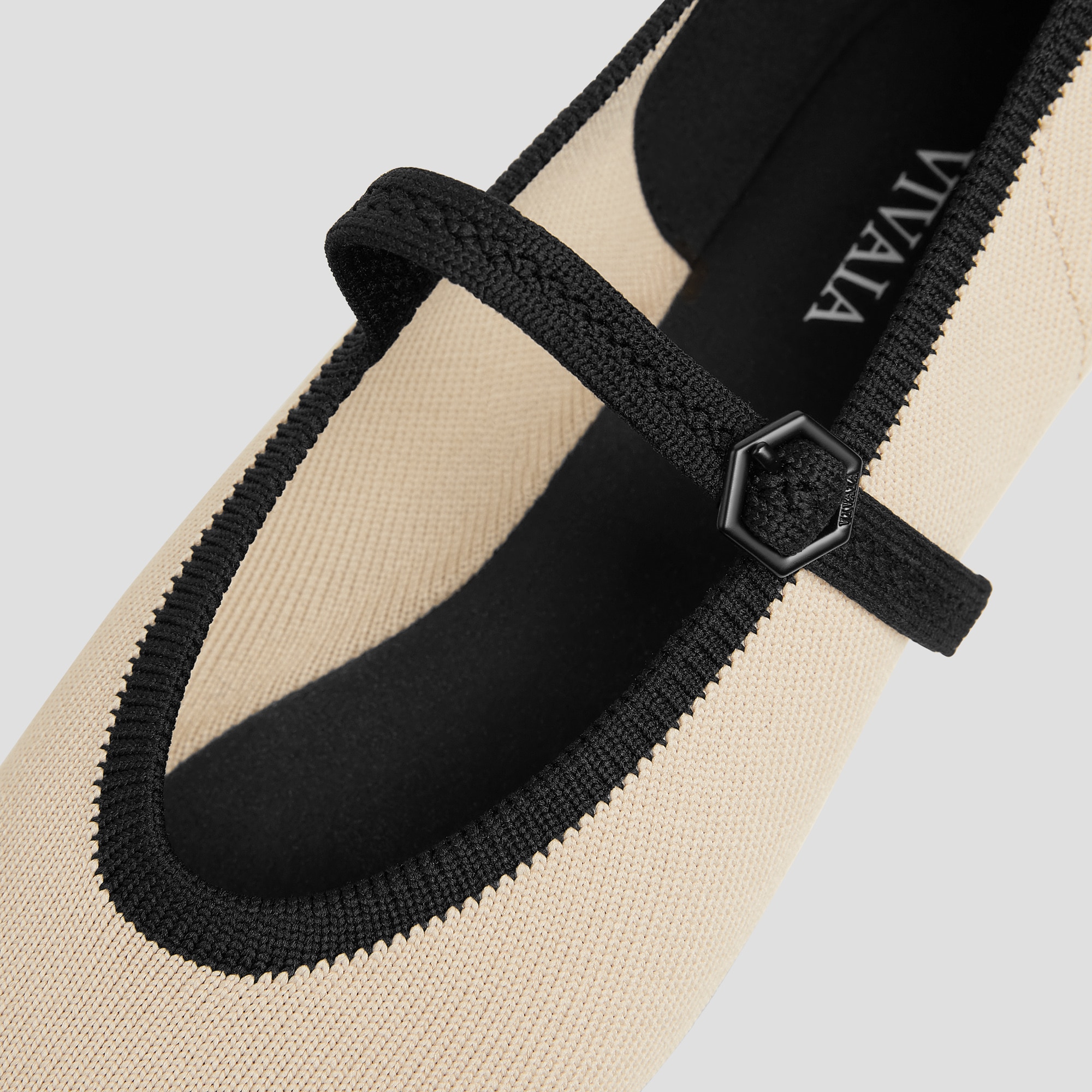 Almond-toe Mary-Jane AdaptAll™（Nelly), ALMOND BLACK, EU35 | VIVAIA