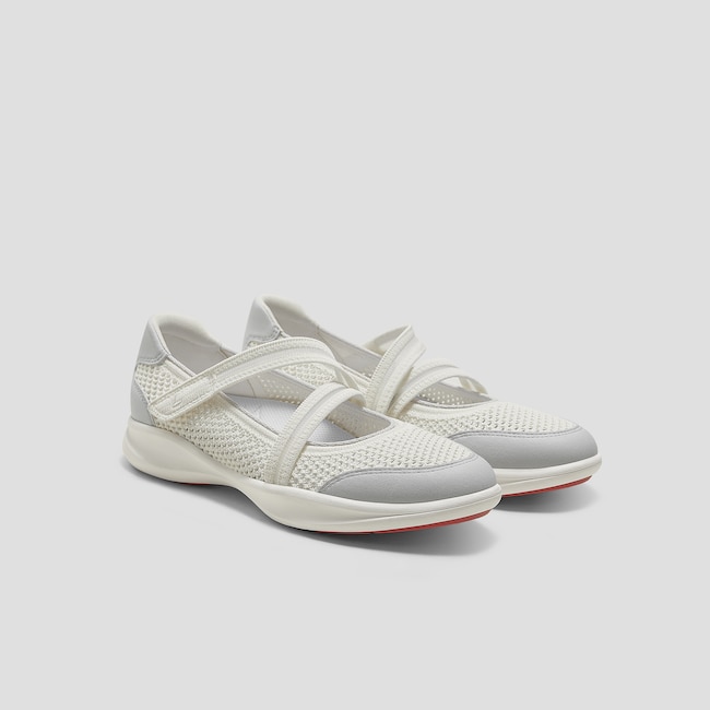 Walker Pro Mesh Hybrid Mary Jane (Isabeli)
