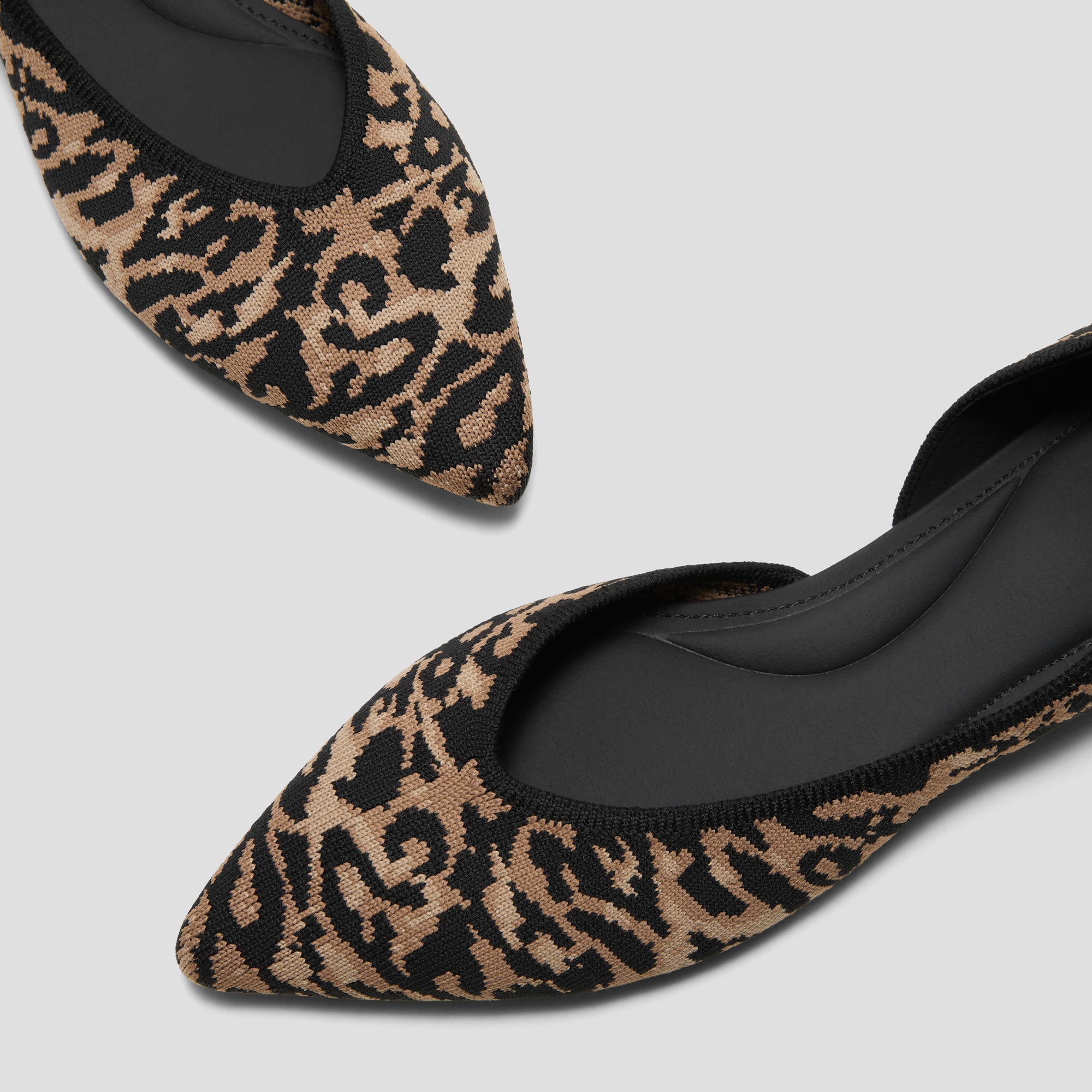 Melia Pointed-Toe Striped Flats for Wide Feet in Almond| VIVAIA