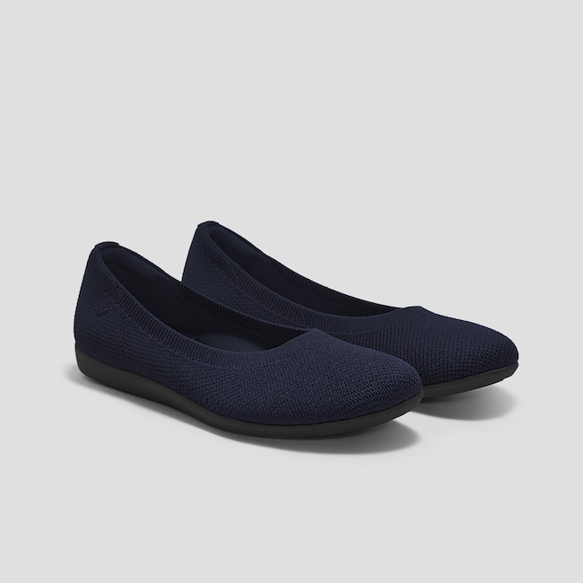 Water-Repellent Round-Toe Walking Flats (Claire Walker)