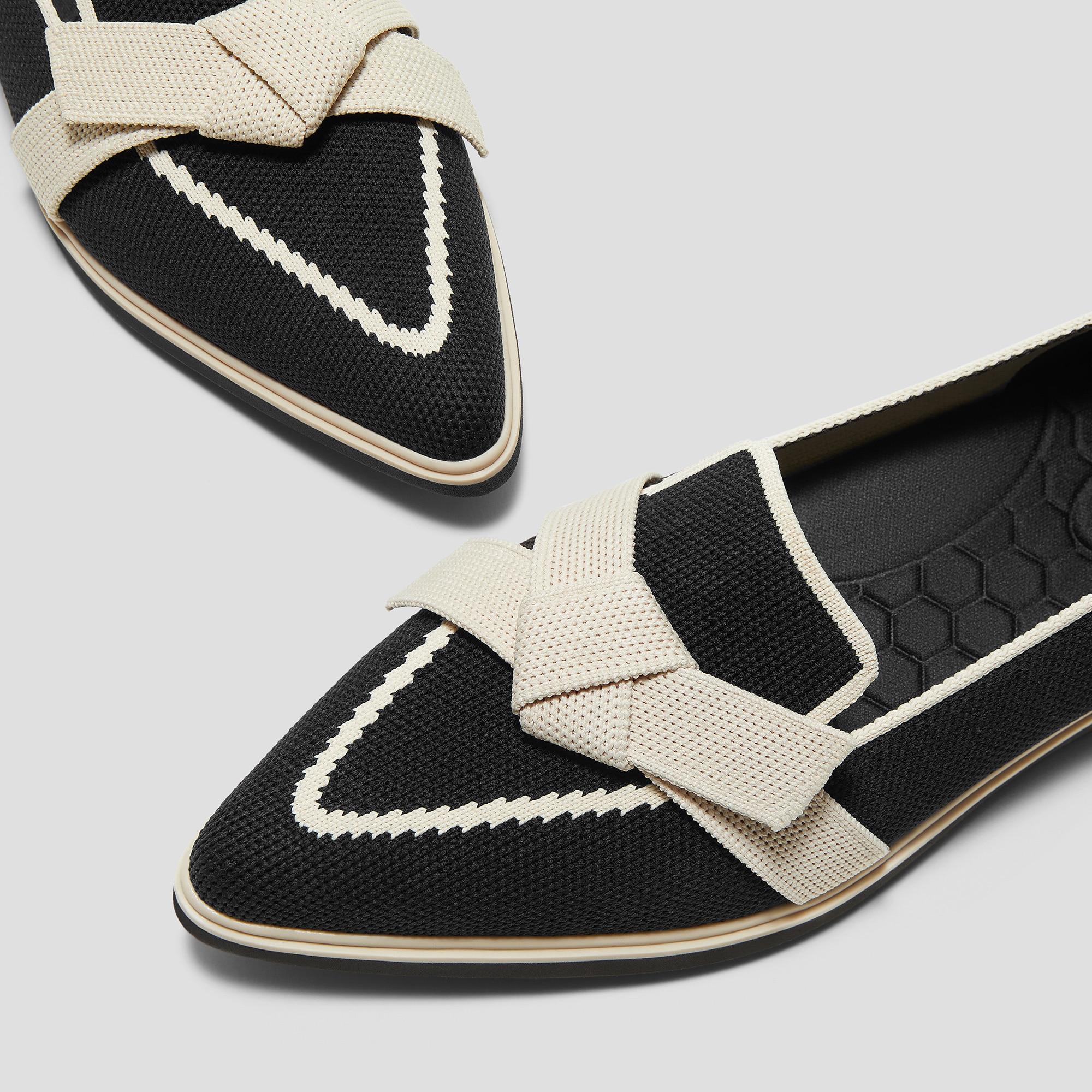 Water-Repellent Pointed-Toe Bow Loafers (Valentina）, BLACK IVORY