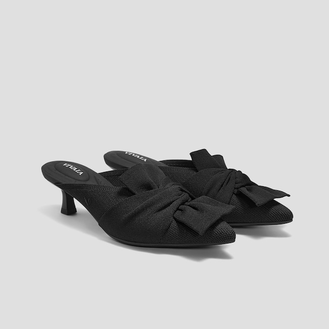 Pointed-Toe Bow Sandals (Samira)