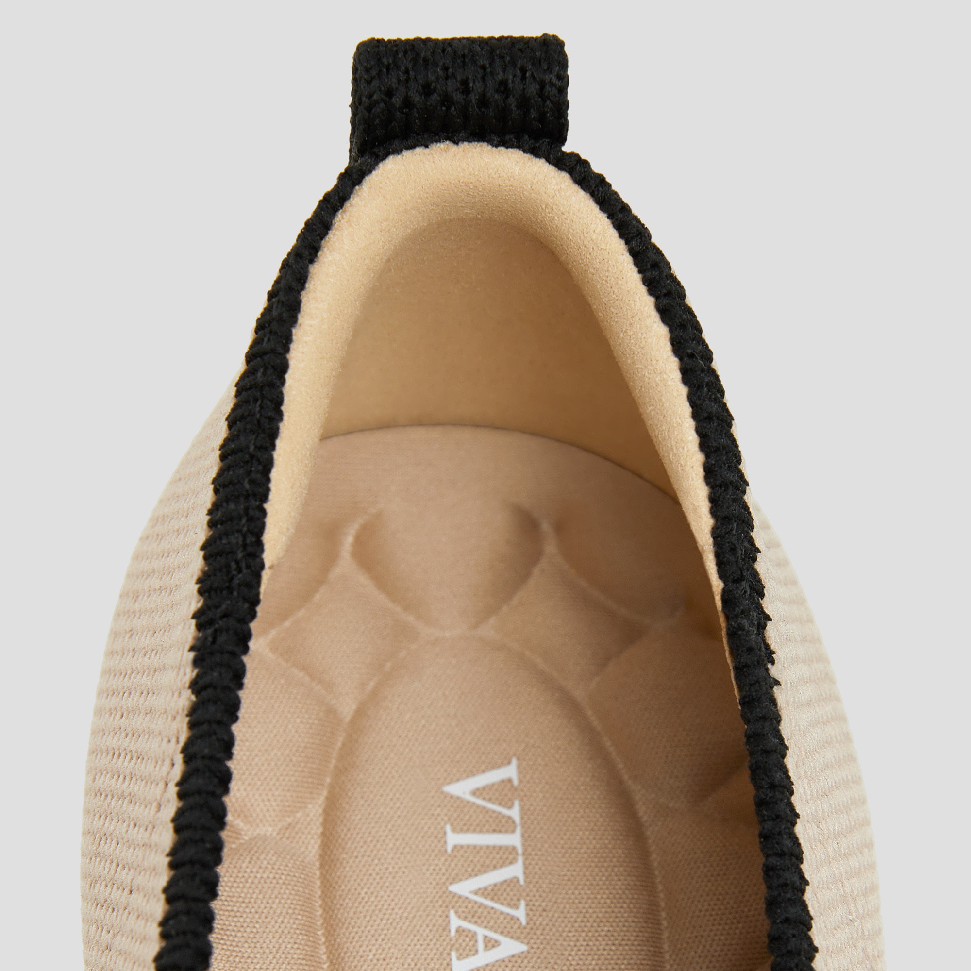 Mini Square-Toe Flats (Kathleen), ALMOND BLACK, EU35 | VIVAIA