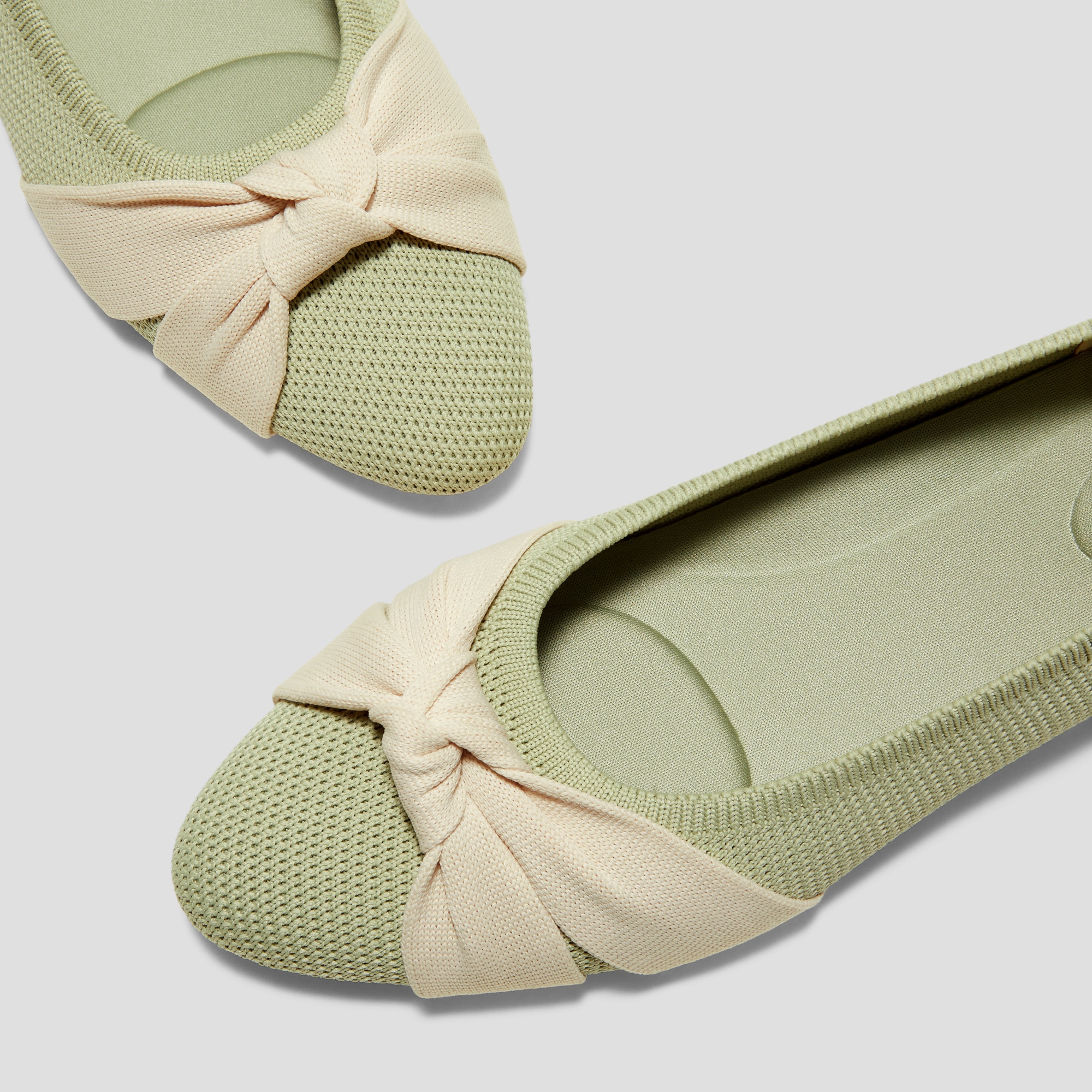 Almond-Toe Knotted Flats (Bibi) | VIVAIA