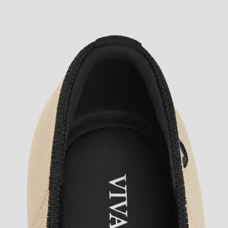 Almond-Toe Nude Flats (Nubia), ALMOND BLACK, EU35 | VIVAIA