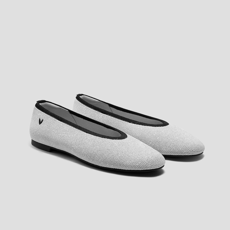 Almond-Toe Nude Flats (Nubia), METALLIC DIAMOND BLACK, EU35 | VIVAIA