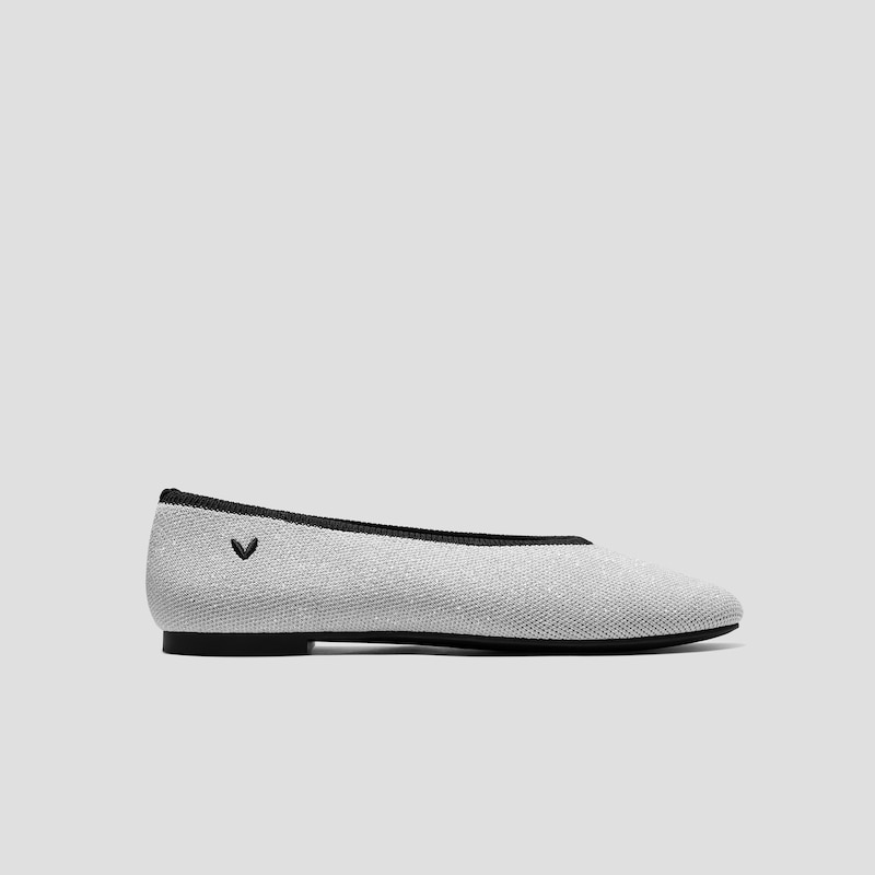 Almond-Toe Pressure-Free Flats (Nubia) + Rhinestone Chain, METALLIC DIAMOND BLACK + SILVER, EU35 | VIVAIA