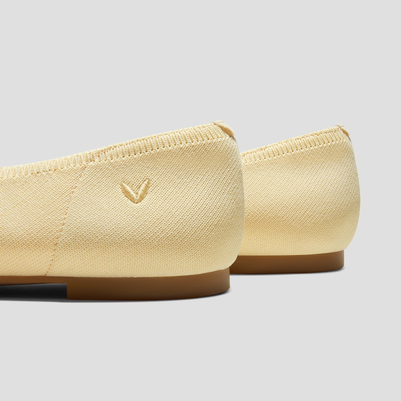 Almond-Toe Nude Flats (Nubia), BUTTERMILK, EU35 | VIVAIA
