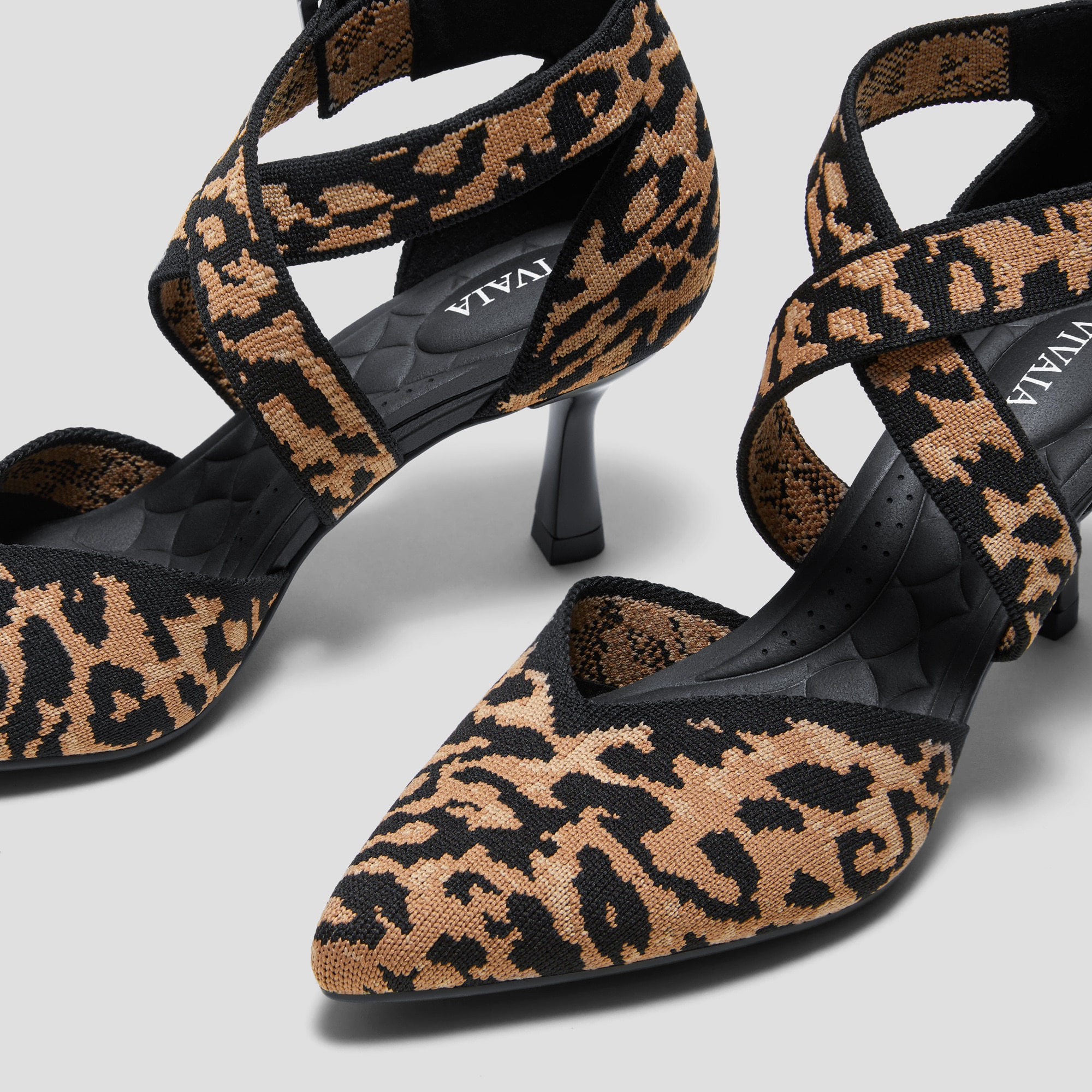 Pointed-Toe Cross-Strap Stilettos (Anabelle), MINI LEOPARD, EU35