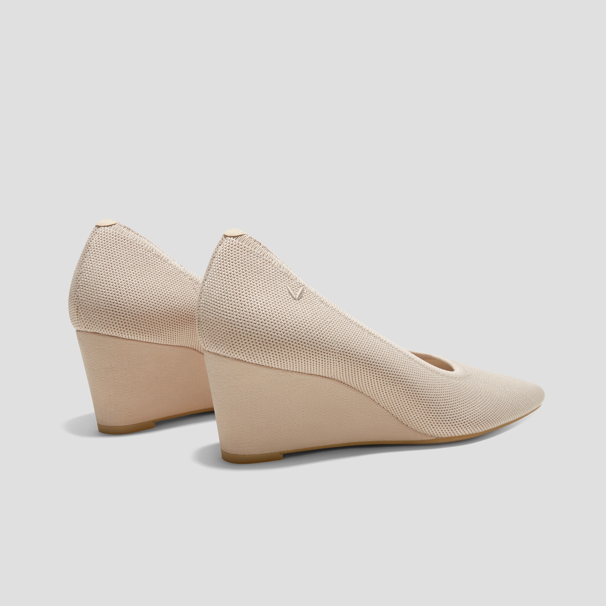 Pointed-Toe Stress FREE Wedge Heels (Deborah), ALMOND, EU35 | VIVAIA