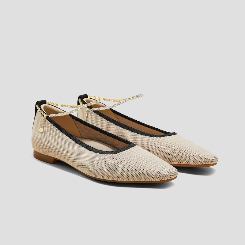 Mini Square-Toe Flats (Kathleen) + Anklets (Marcia), Almond Black + Shiny Gold, EU35 | VIVAIA