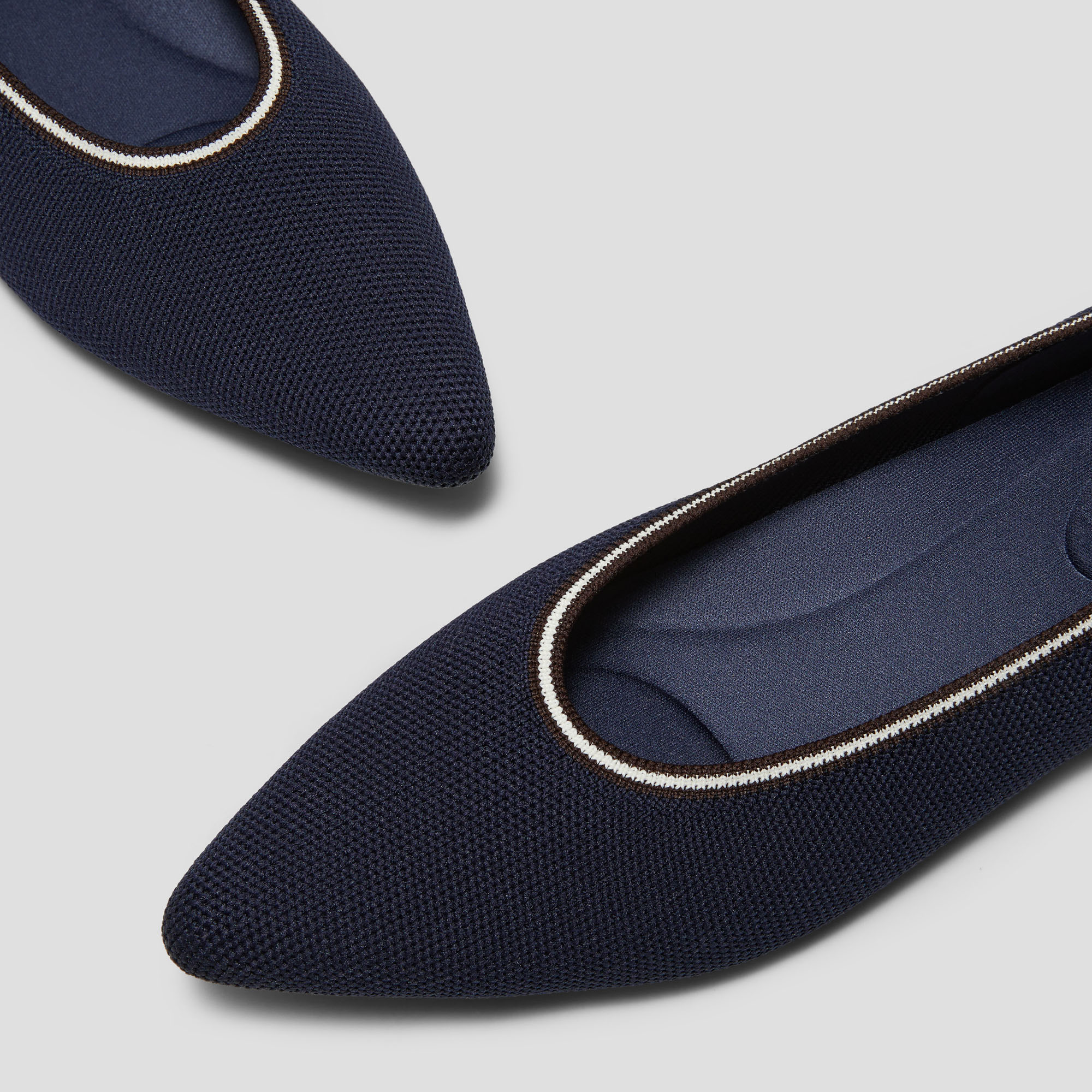 Pointed-Toe Ballet Flats (Aria 5°), NAVY DK.CHOCOLATE, EU37