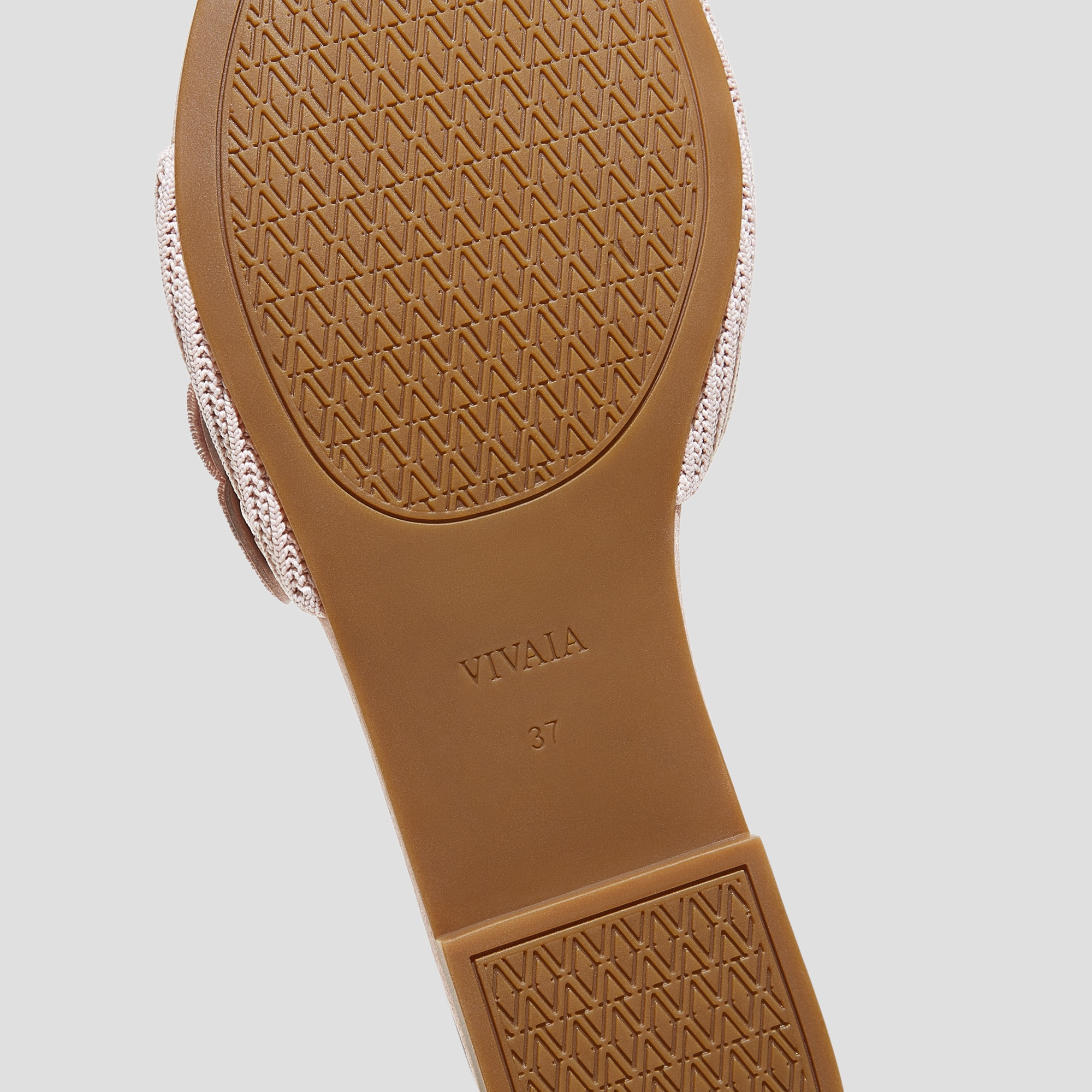 Round-Toe Slippers (Cleo), BALLET BLUSH, EU35 | VIVAIA