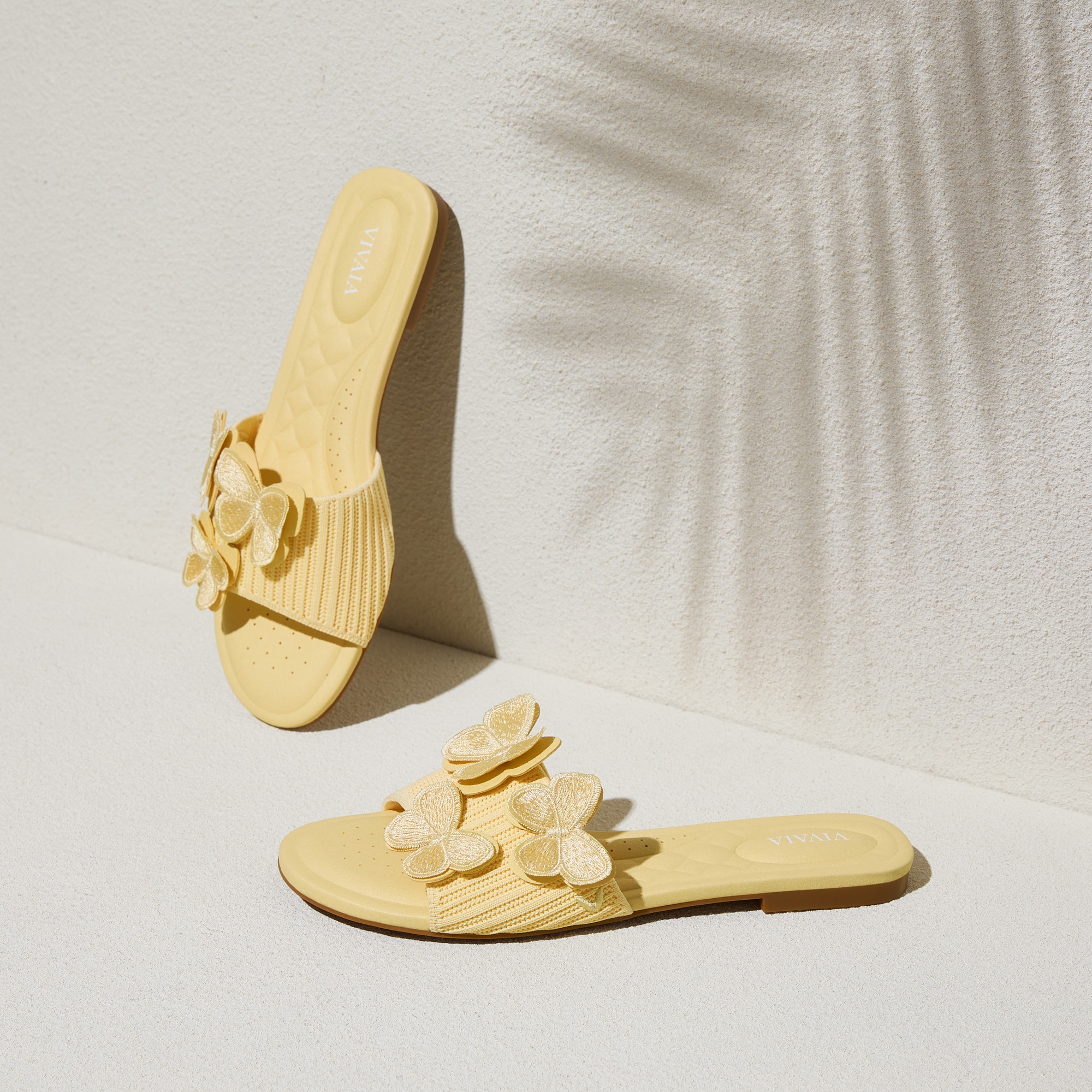 Round-Toe Slippers (Cleo), BUTTER YELLOW, EU35 | VIVAIA