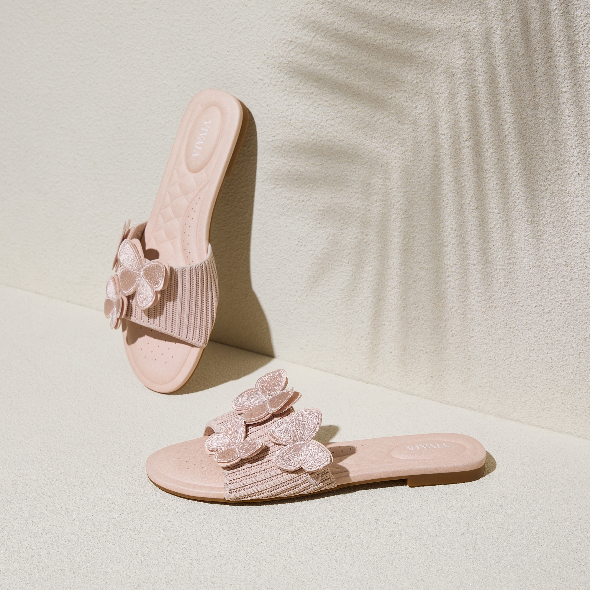 Round-Toe Slippers (Cleo), BALLET BLUSH, EU35 | VIVAIA
