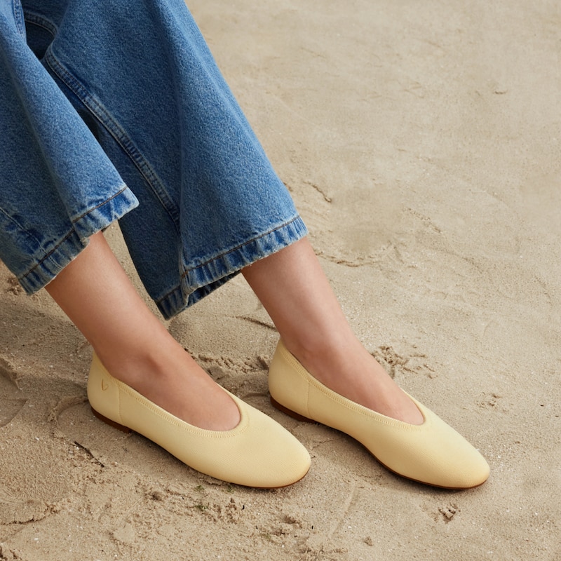 Almond-Toe Nude Flats (Nubia), BUTTERMILK, EU35 | VIVAIA