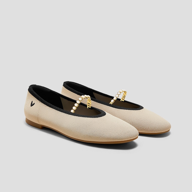 Almond-Toe Pressure-Free Flats (Nubia) + Pearl Chain, ALMOND BLACK + Gold, EU35 | VIVAIA