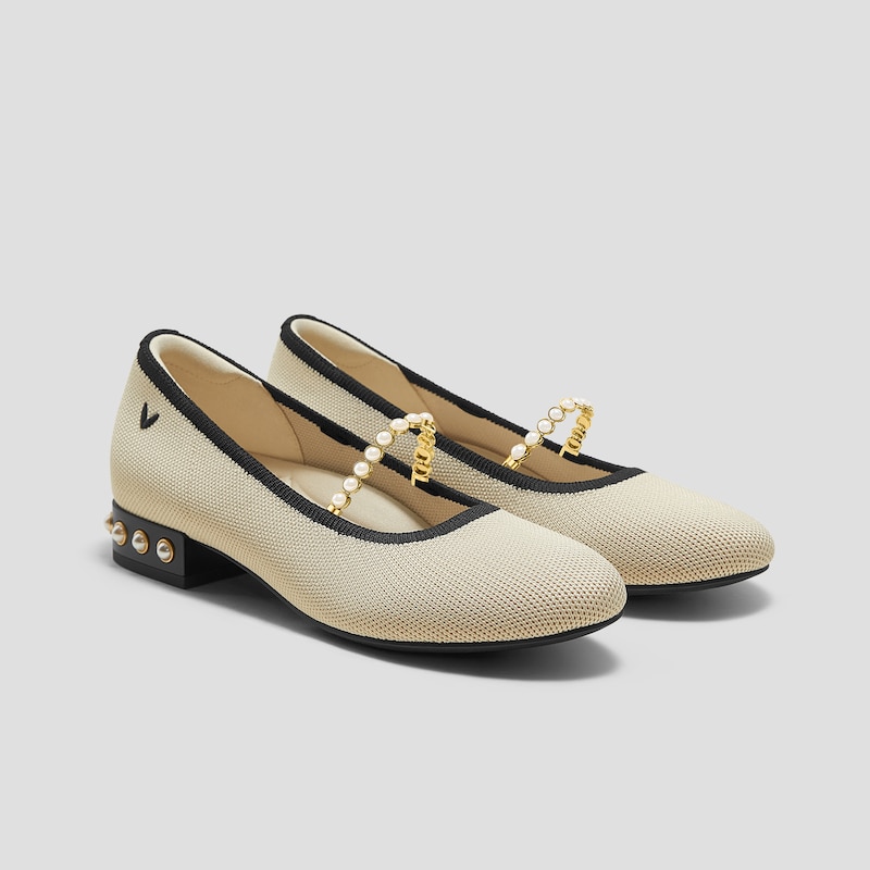 Round-Toe Block Heel Pumps (Barbara) +  Pearl Chain, IVORY BLACK + GOLD, EU35 | VIVAIA