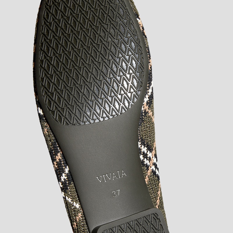 Square-Toe V-Cut Flats (Margot 2.0), DK.OLIVE LINED PLAID, EU35 | VIVAIA