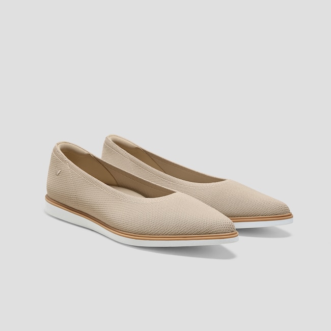 Pointed-Toe All-Day Standing Flats (Veronica)