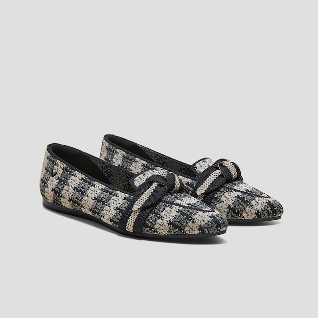 Pointed-Toe Bow Loafers (Michelle 2.0)