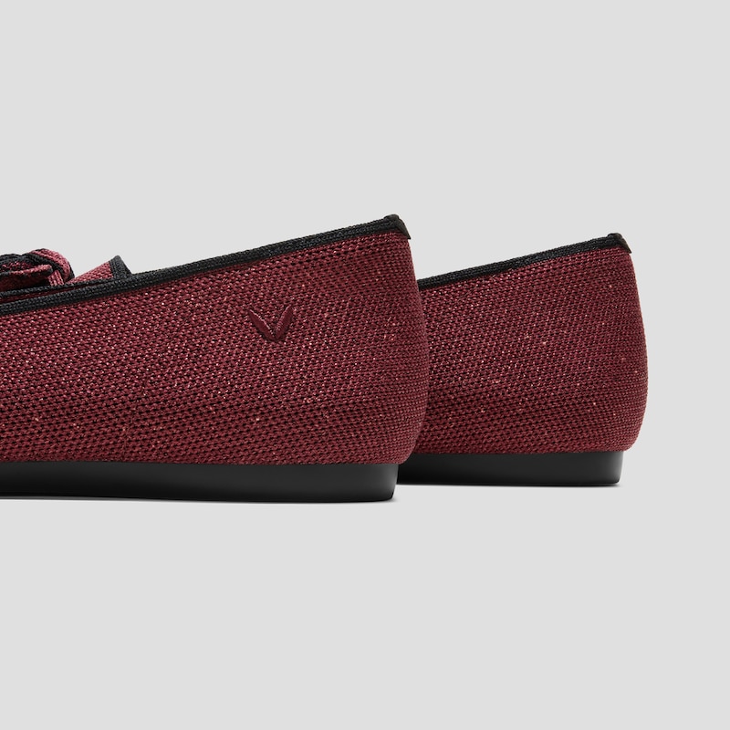 Pointed-Toe Bow Loafers (Michelle 2.0), BURGUNDY METALLIC BLACK, EU35 | VIVAIA