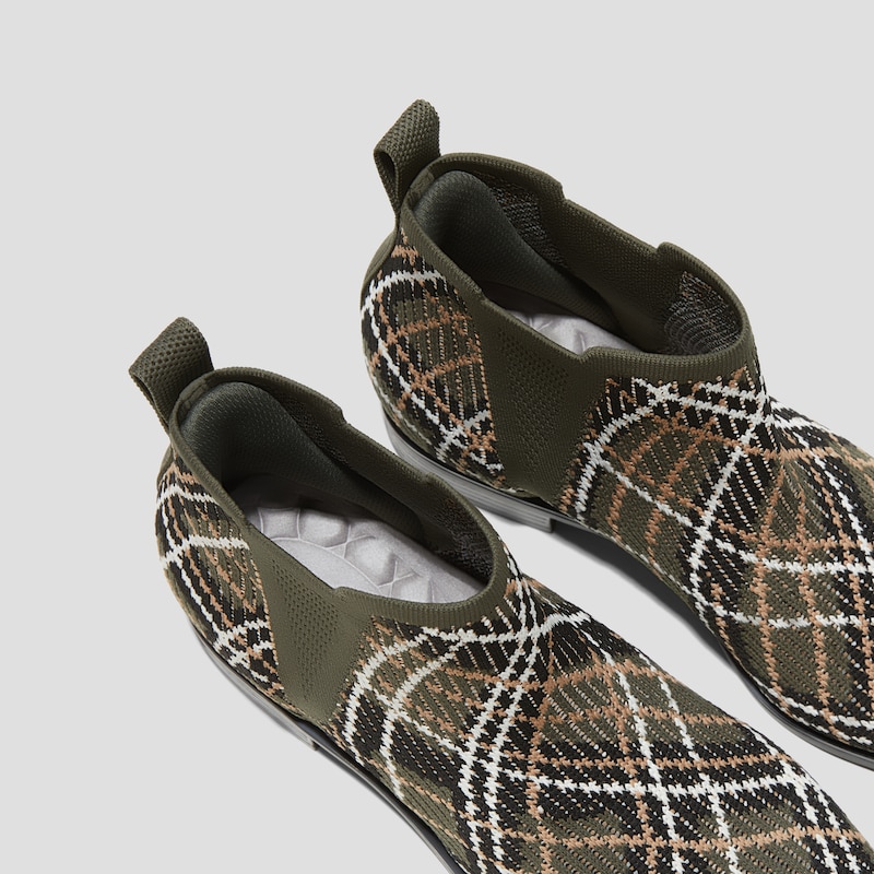 Slip-On Square-Toe Ankle Chelsea Boots (Ryan Slip-On), DARK OLIVE LINED PLAID, EU35 | VIVAIA