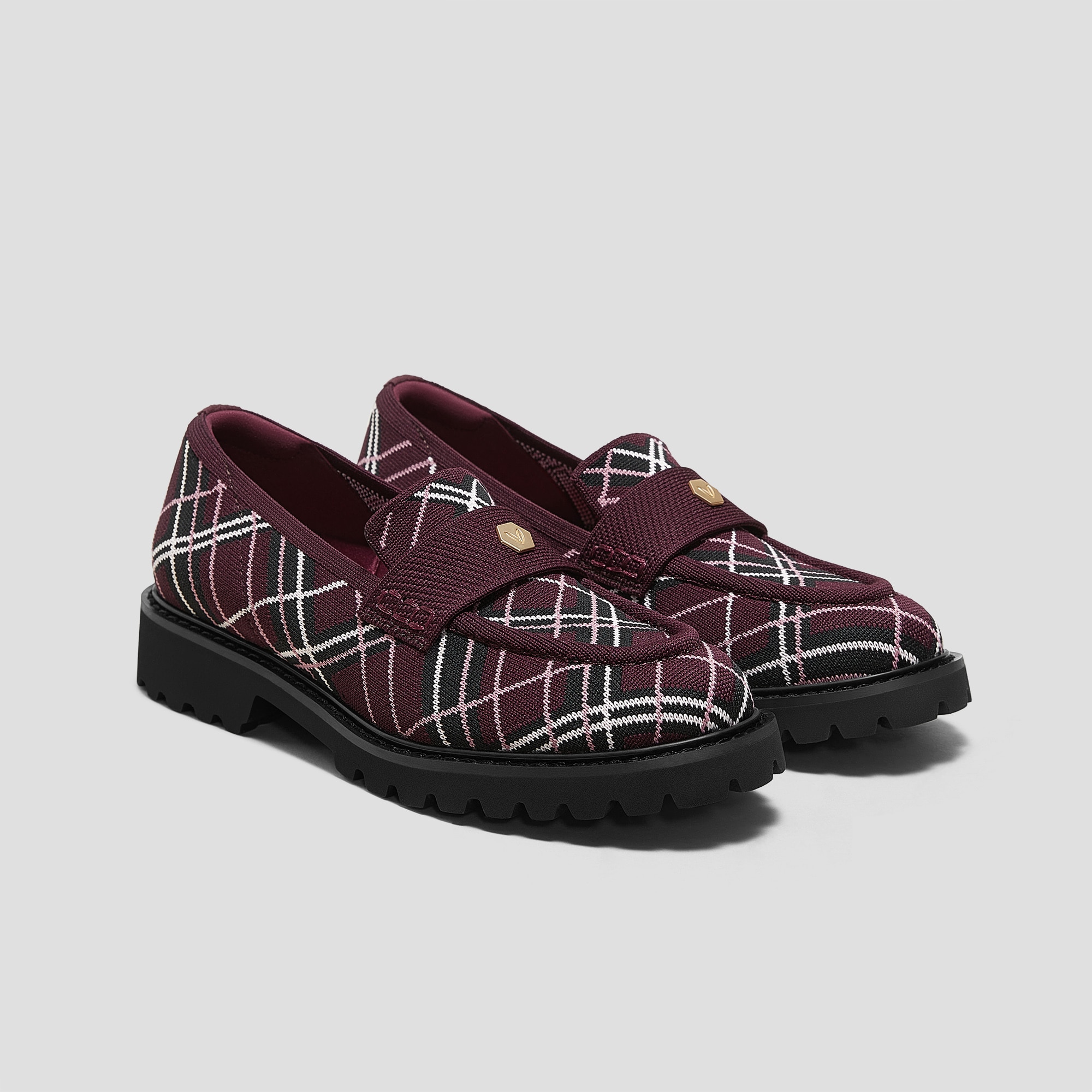 Round-Toe Platform Chunky Heel Loafers | VIVAIA