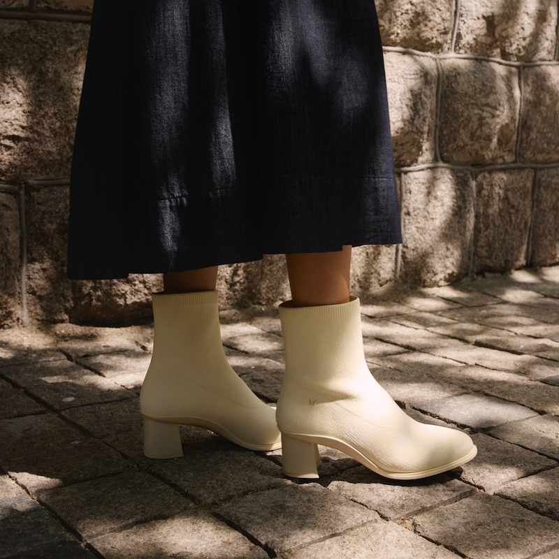 Almond-Toe Running Heel Boots (Amanda), CREAM WATER RPT| VIVAIA