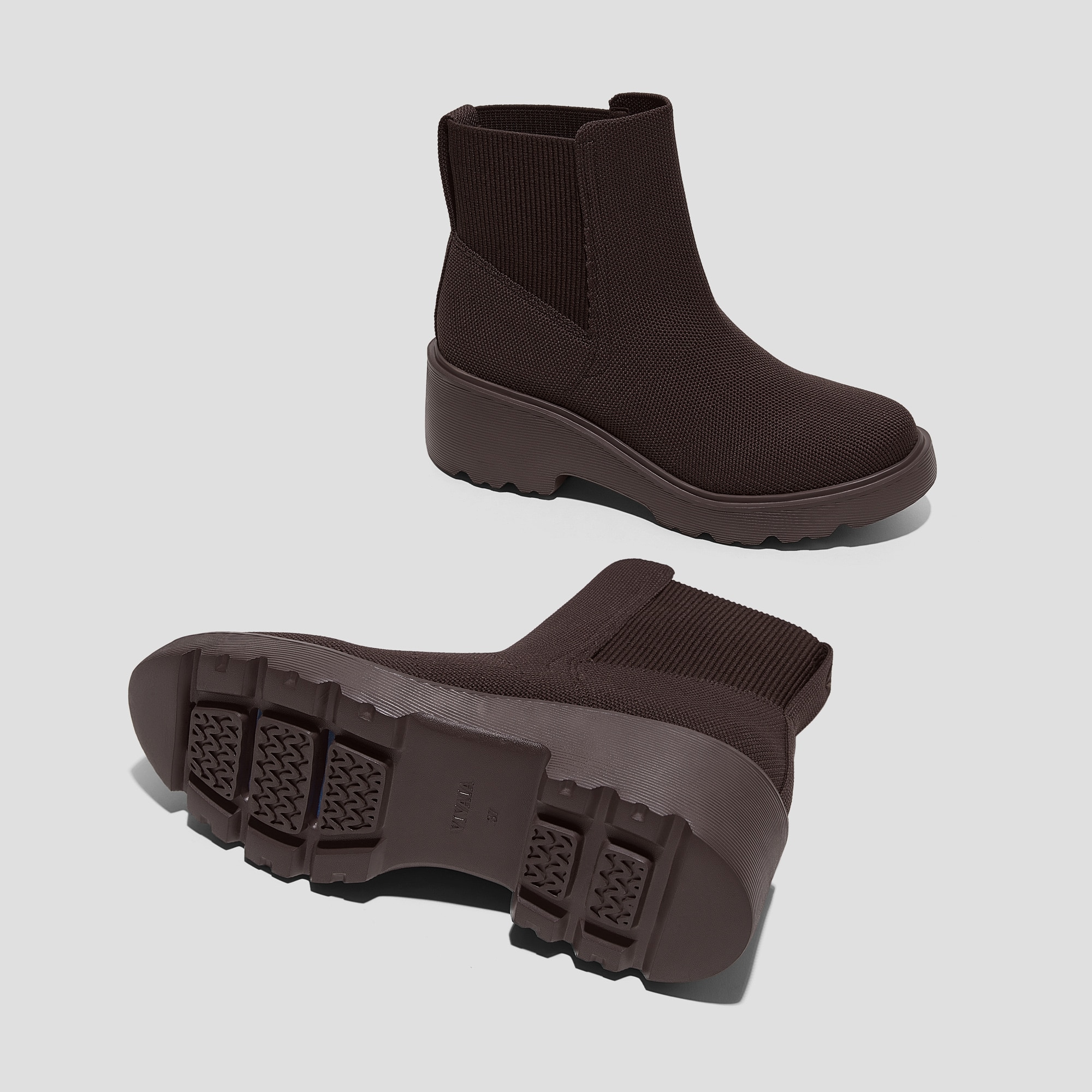 VIVAIA★[Everly] ラウンドトゥ 撥水加工 ウェッジブーツ 24.5 Round-Toe Chunky Platform Travel Boots (Everly), BEIGE, EU40 | VIVAIA