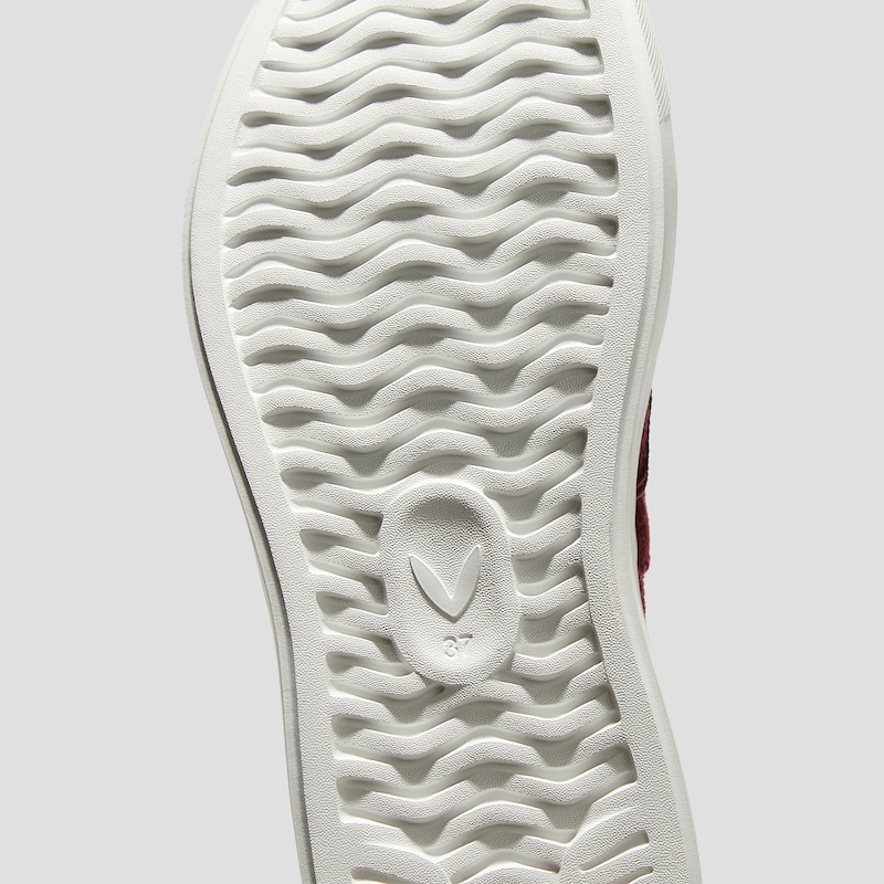 Classic Slip-On Unisex Sneakers (V-Tune), BURGUNDY VELVET, EU39 | VIVAIA