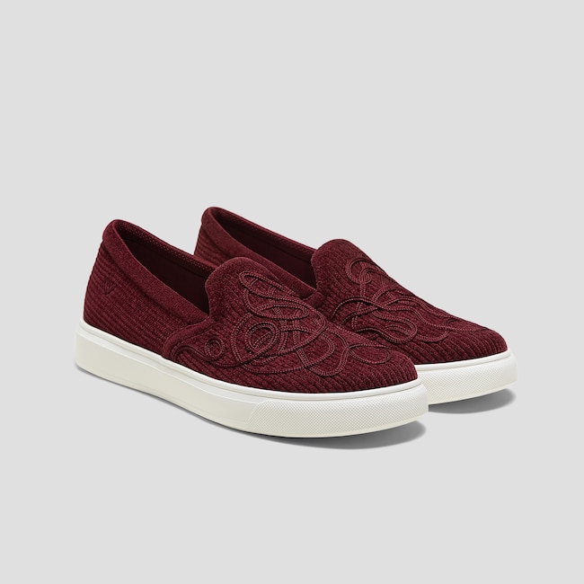 Classic Slip-On Unisex Sneakers (V-Tune)