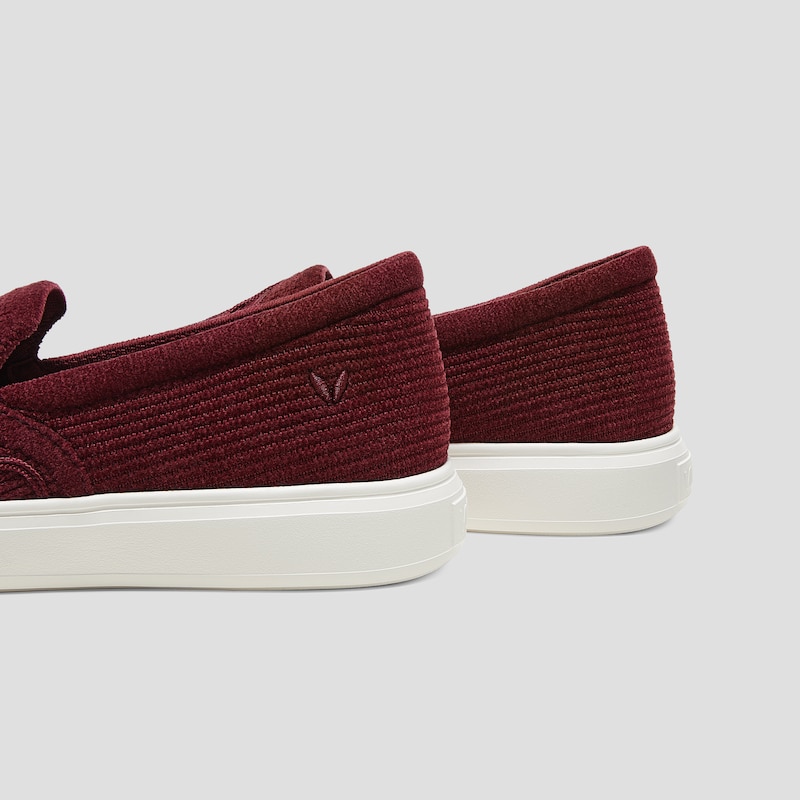 Classic Slip-On Unisex Sneakers (V-Tune), BURGUNDY VELVET, EU39 | VIVAIA
