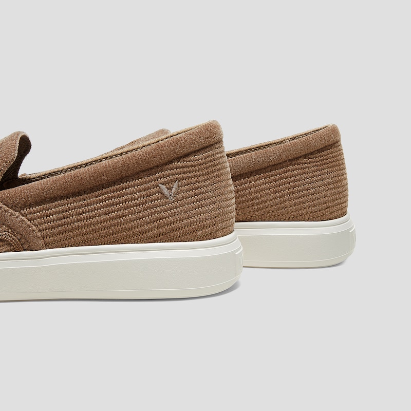 Classic Slip-On Unisex Sneakers (V-Tune), LIGHT ESPRESSO VELVET, EU38 | VIVAIA