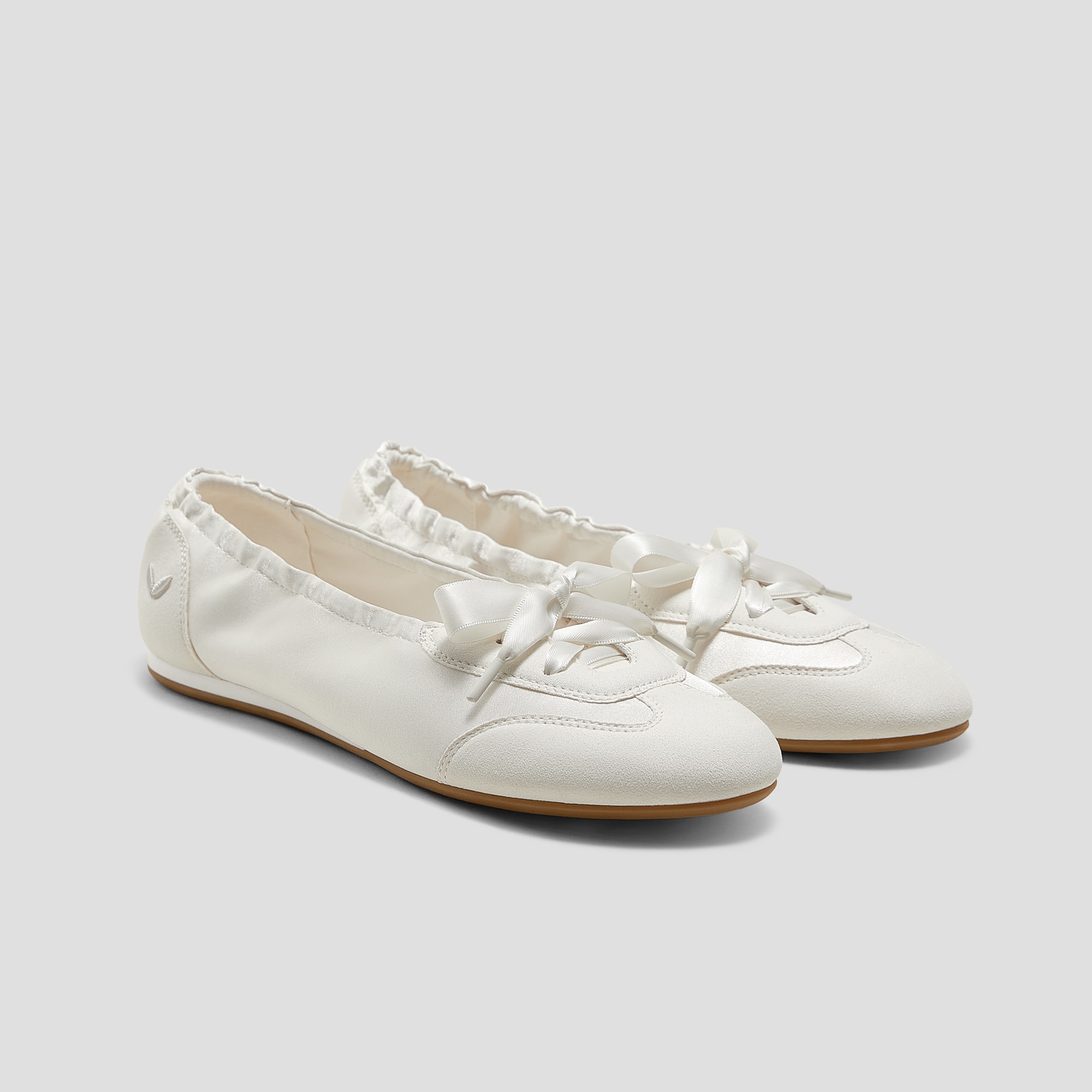 VIVAIA TIANAサイズ39 Almond-Toe Bow Flats (Tiana), Cream Ivory, EU35 | VIVAIA