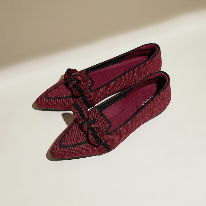 Pointed-Toe Bow Loafers (Michelle 2.0), BURGUNDY METALLIC BLACK, EU35 | VIVAIA