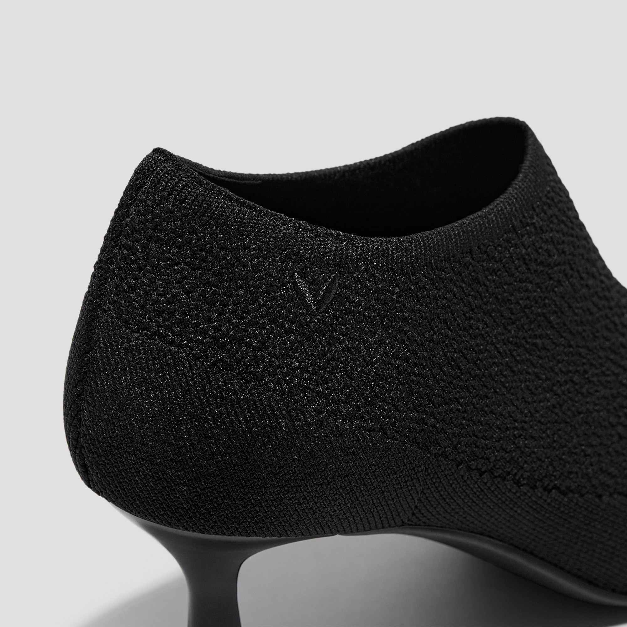 Pointed-Toe Mid Heels (Alana), BLACK JACQUARD, EU35 | VIVAIA
