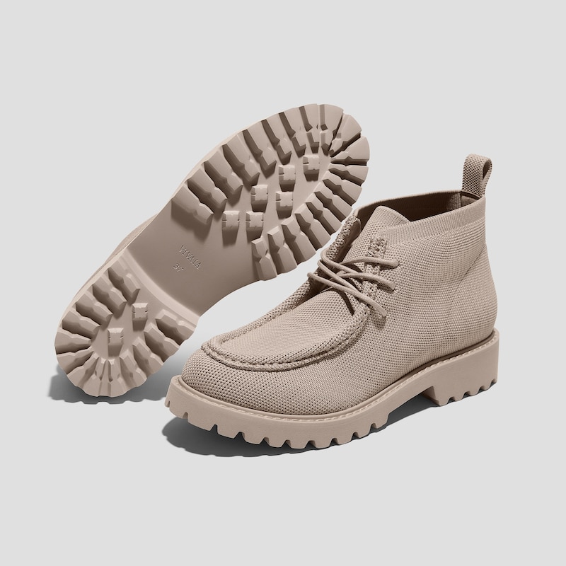 Round-Toe Lug Sole Ankle Boots (Francis), WARM TAUPE, EU39 | VIVAIA
