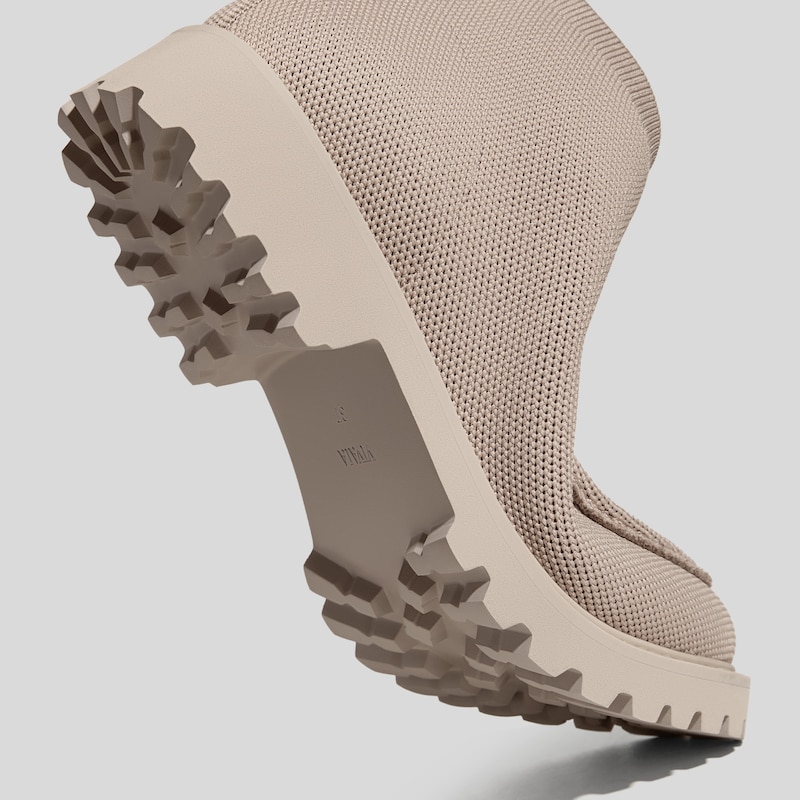 Round-Toe Lug Sole Ankle Boots (Francis), WARM TAUPE, EU39 | VIVAIA