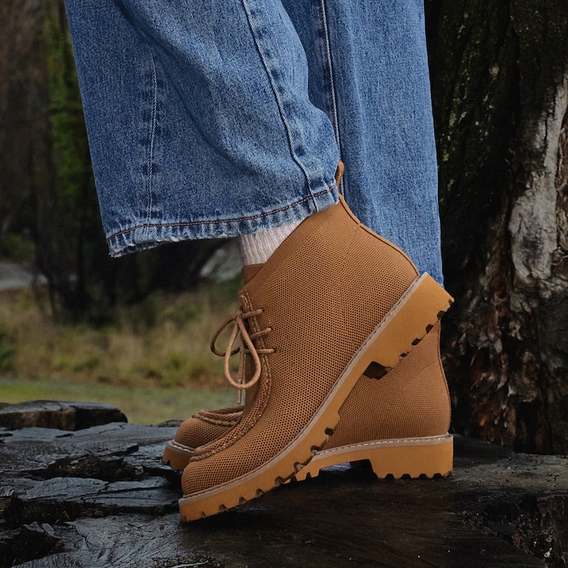 Round-Toe Lug Sole Ankle Boots (Francis), CARAMEL, EU39 | VIVAIA